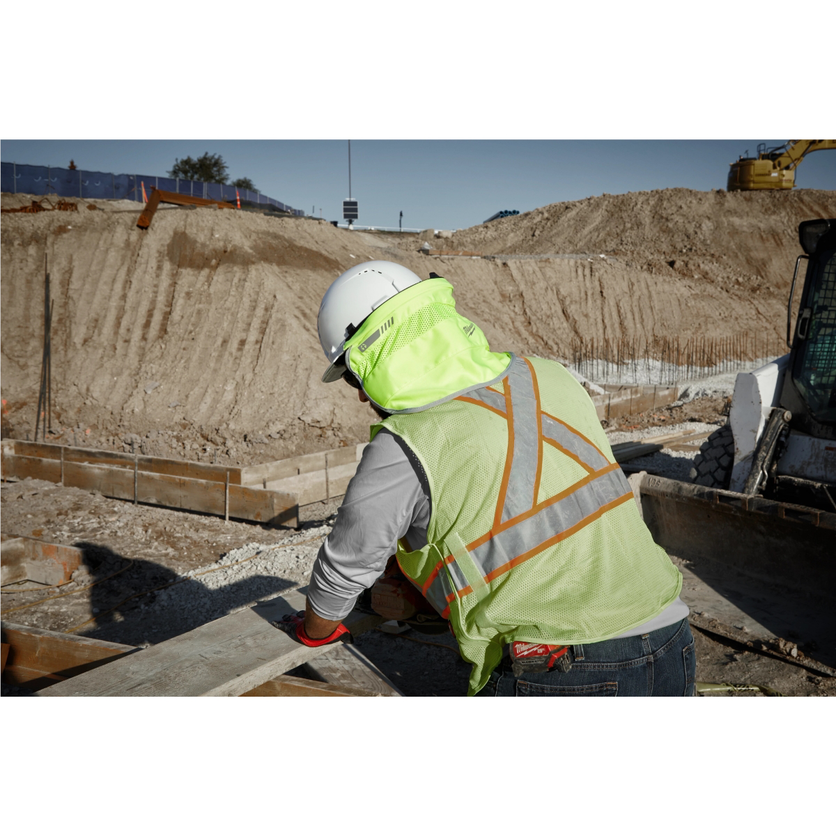 Milwaukee Tool Bolt Sunshade