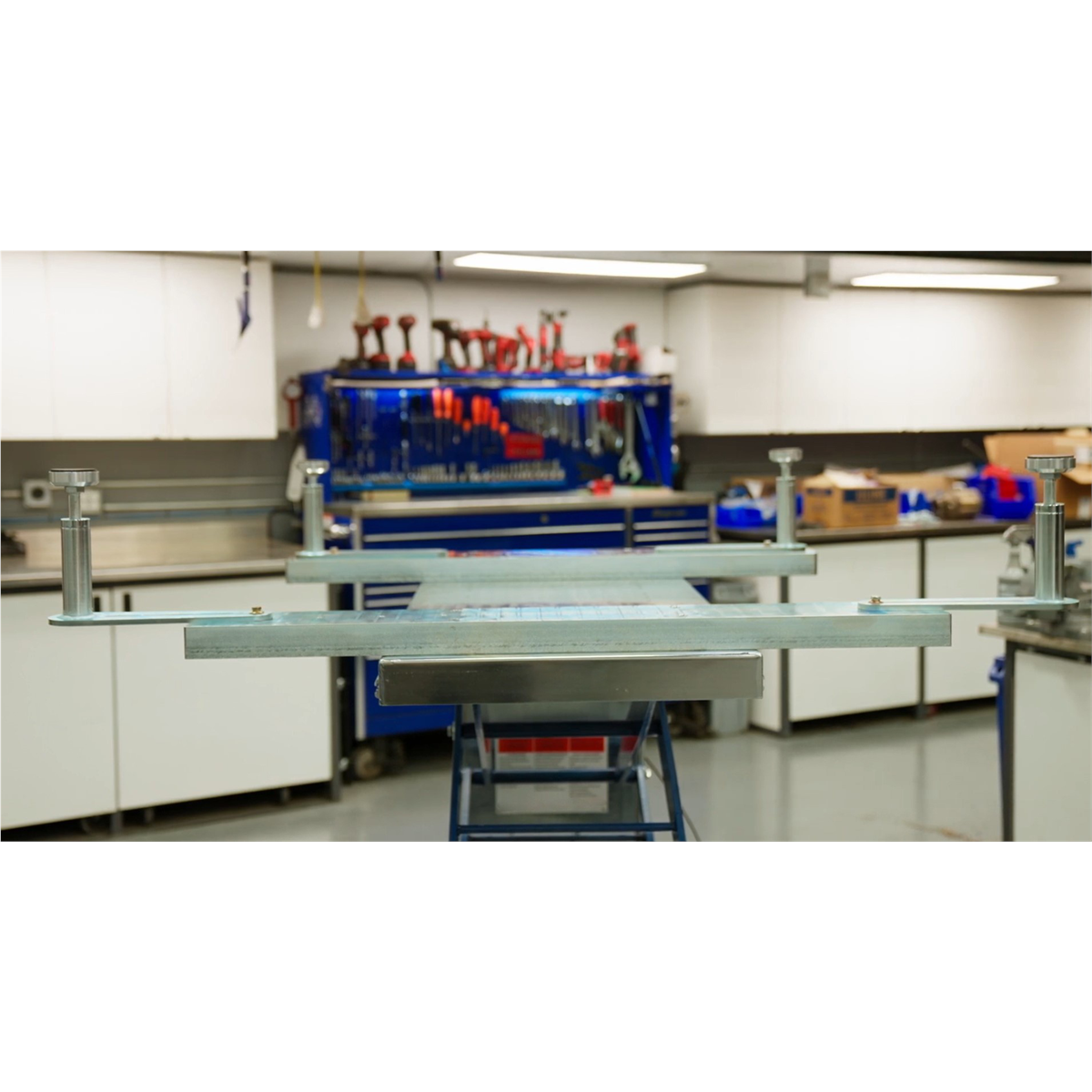 MAHLE Service Solutions Lift table extension